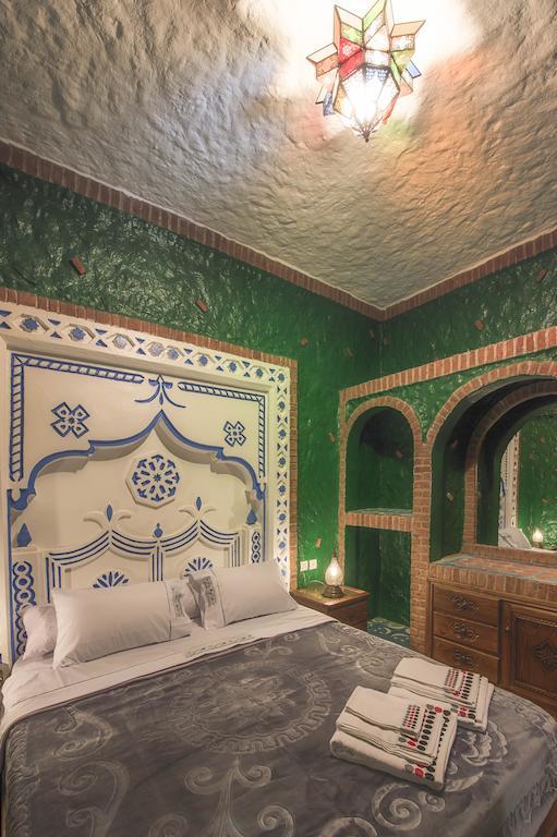 Residence Hoteliere Chez Aziz Чефчауен Екстериор снимка